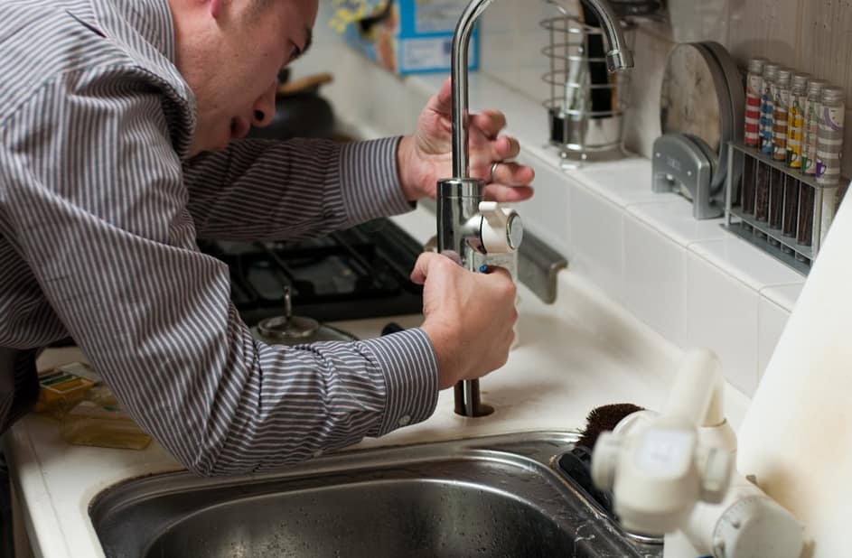 What are the Benefits of Hiring Plumbing Services?